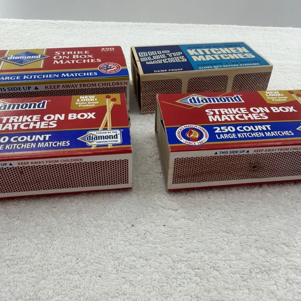 Vintage Diamond Match Co. : Lot of 4  Ohio Blue Tip Matches USA Kitchen 250